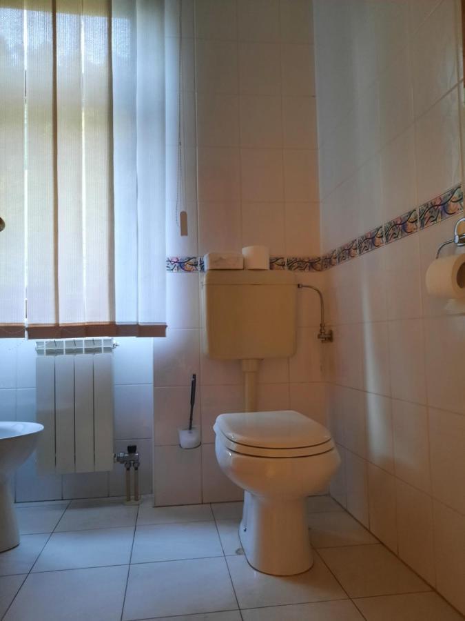 Rooms Cehovin ポストイナ エクステリア 写真