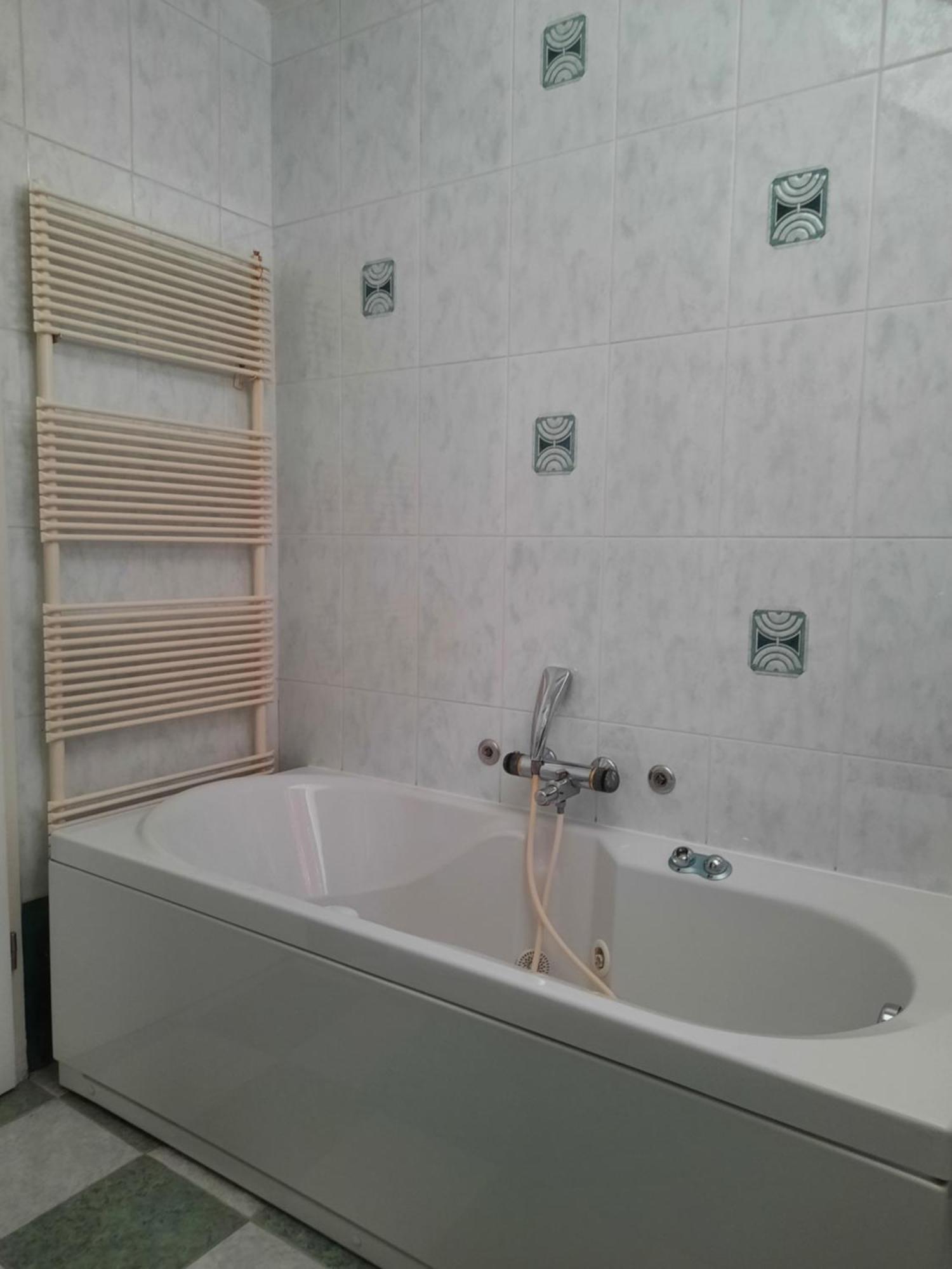 Rooms Cehovin ポストイナ エクステリア 写真