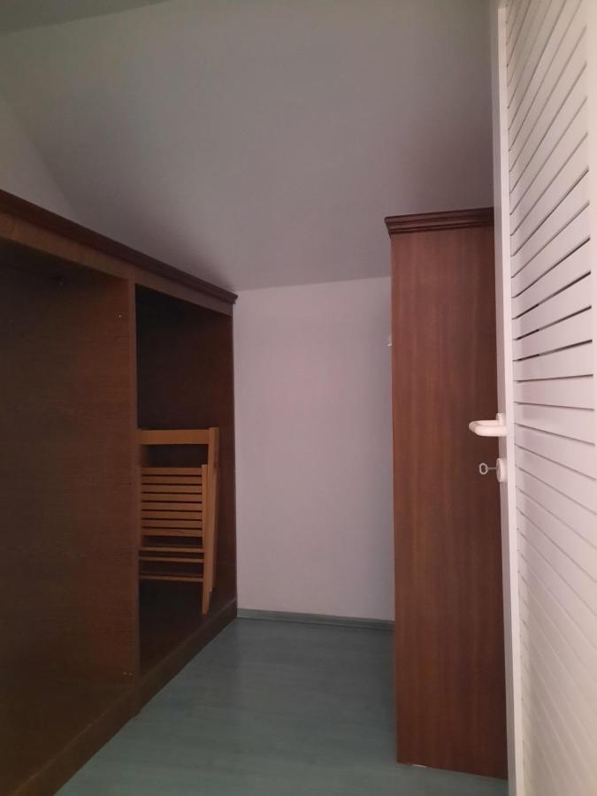 Rooms Cehovin ポストイナ エクステリア 写真